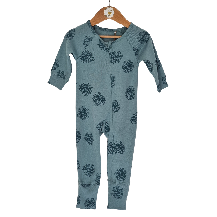Oliver and Rain Green Pine Playsuit 6months
